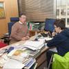 Tomás García Azcárate, investigador del IEGD (CCHS-CSIC), charló con uno de los jóvenes de esta estancia educativa. 