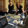 Amanda Dotseth, Jitske Jasperse, Therese Martin y Ana Cabrera en el Museo de San Isidoro de León (foto: T. Martin)