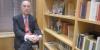 Luis Alberto de Cuenca en su despacho del CCHS
